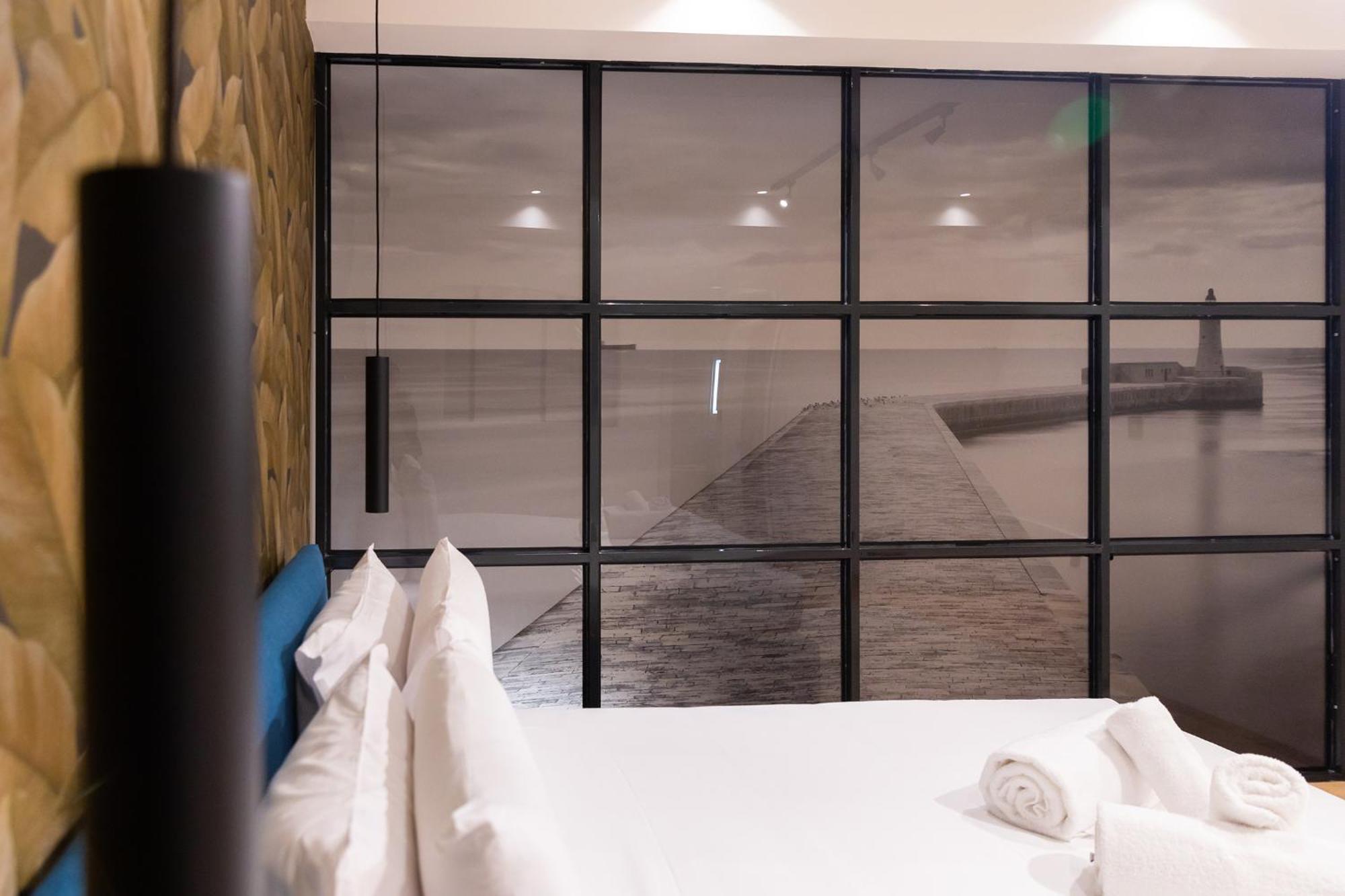 Florette Suite 1Br With Stunning Lounge Terrace By Arcobnb อิล-เฟอร์ยานา ภายนอก รูปภาพ