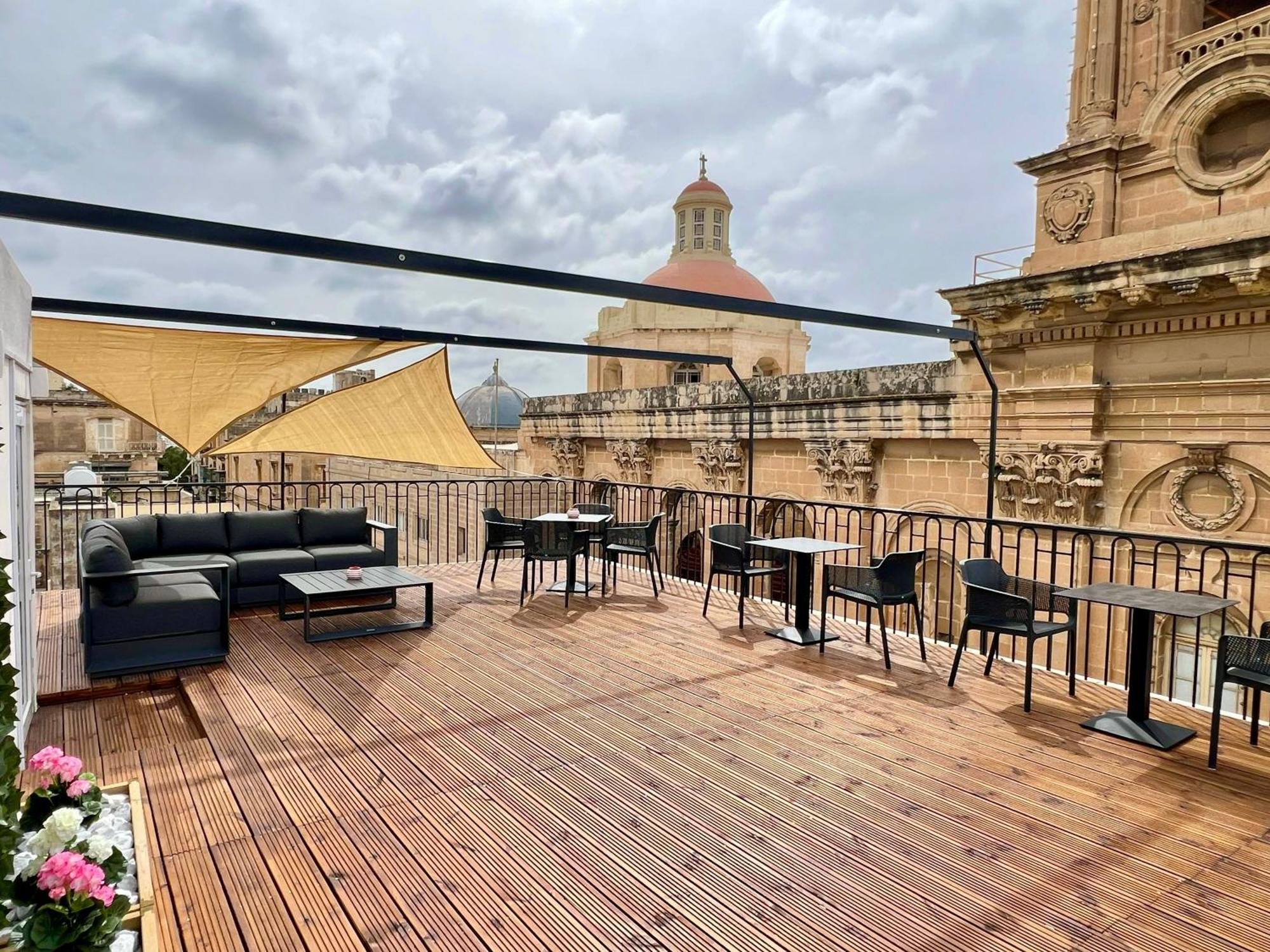 Florette Suite 1Br With Stunning Lounge Terrace By Arcobnb อิล-เฟอร์ยานา ภายนอก รูปภาพ